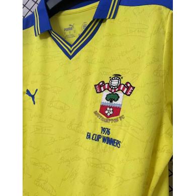 Camiseta Southampton 50th Anniversary 26/27