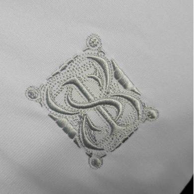 Camiseta Retro Real Madrid Primera Equipación 09/10 Camiseta Retro Real Madrid Primera Equipación 09/10