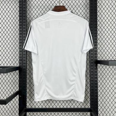 Camiseta Real Madrid Leisure 25/26