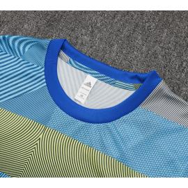 Camiseta Real Madrid Pre-Match 25/26 + Pantalones