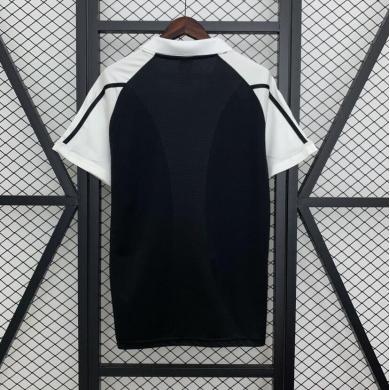 Camiseta Retro Real Madrid 2ª Equipación 01/02 Camiseta Retro Real Madrid 2ª Equipación 01/02